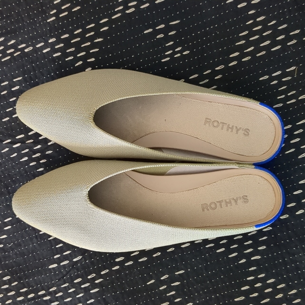 size 10 Rothy's "The Almond" Demi Mule Slip On Shoes. Cedar